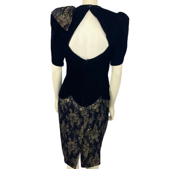 Vintage 80s Scott McClintock Black Velvet Gold Floral Open Back Dress size 10 - Picture 7 of 16